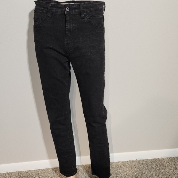 Kenneth Cole Men's Black Skinny Jeans - Picture 2 of 7